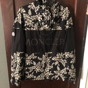 Moncler men’s SS18 jacket Sz XL